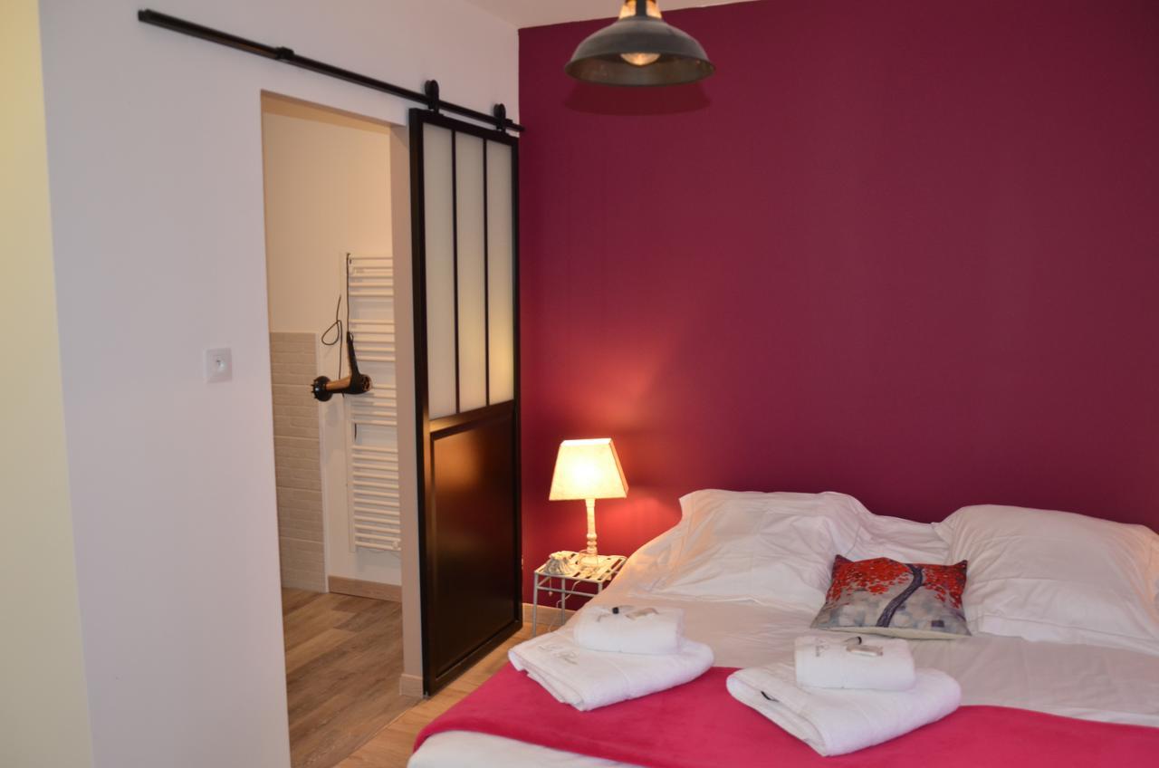 Bed and Breakfast Le Moulin de Charin à La Pommeraie-sur-Sèvre Extérieur photo